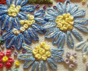 embroidered daisy