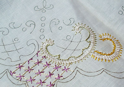 Silk Art Embroidery linens
