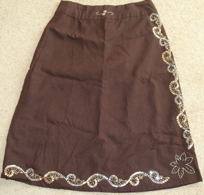 Skirt embroidered with beads and sequins