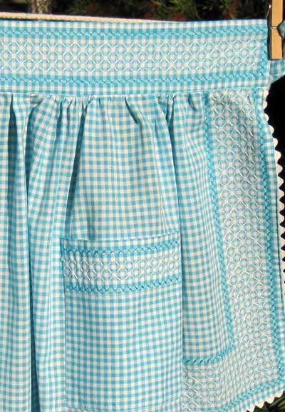 Gingham Embroidery Aprons