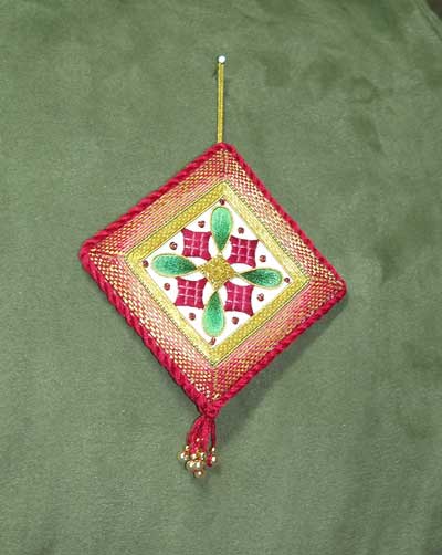 Goldwork & Silk Christmas Ornament Finish Work