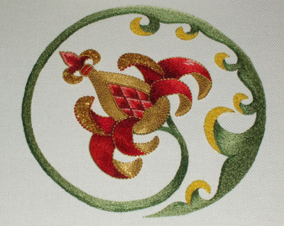 Goldwork Pomegranate Project: Finishing the Silk Embroider and the Chip Work on the Stem