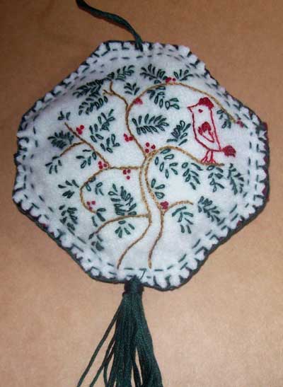 Reader's Embroidery: Quaker-style Design in Surface Embroidery