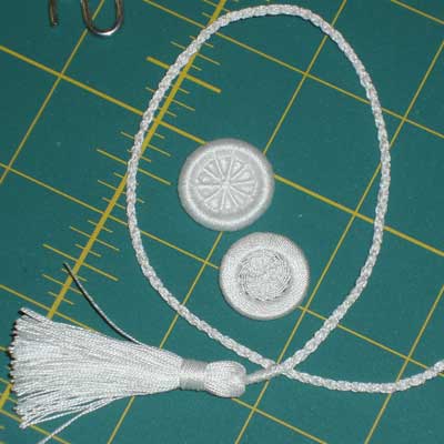 Making a Kumihimo cord for the linen pouch