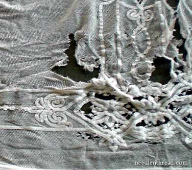 Hand Embroidered Curtains - Vintage Treasures in Portugal
