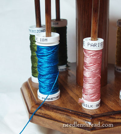 Spooled Thread Holder