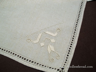 Vintage Table Linens: Lefkara Lace?