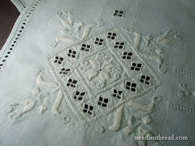 Vintage Linens: Lefkara Lace? – NeedlenThread.com