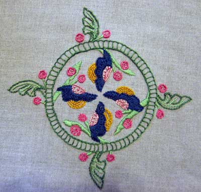 Free Hand Embroidery Pattern stitched by a reader