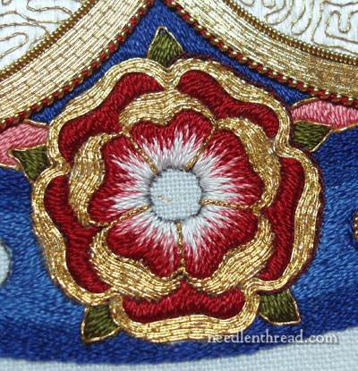 Outlining goldwork embroidery with silk