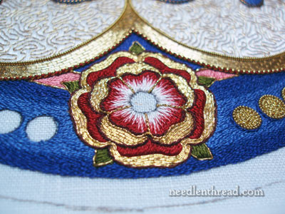 Outlining goldwork embroidery with silk