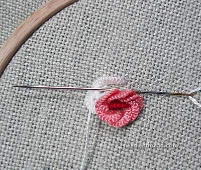 Stitch Fun: Cast-On Stitch Rose –