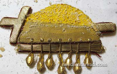 Goldwork Ecclesiastical Embroidery - Agnus Dei - construction