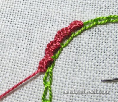 Stitch Fun: Scalloped Buttonholed Chain Stitch Tutorial