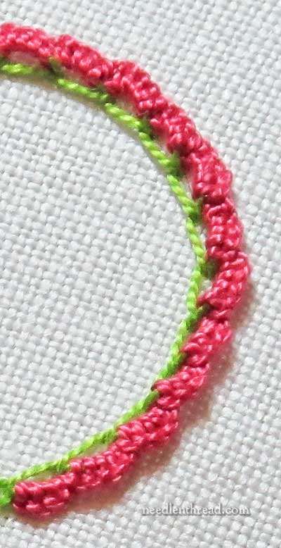 Stitch Fun: Scalloped Buttonholed Chain Stitch Tutorial