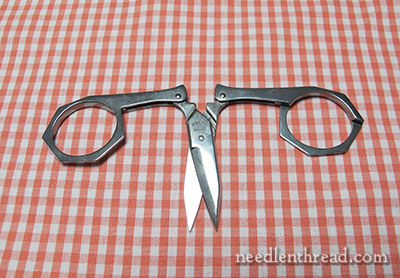 Small Folding Scissors - Foldable Sewing Scissors