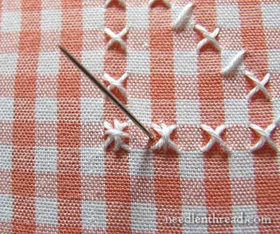 Chicken Scratch / Gingham Embroidery Tutorial