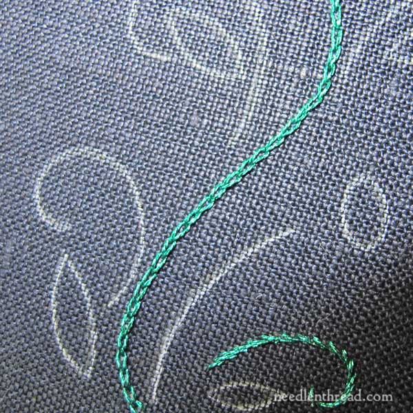 Transferring an embroidery design on dark fabric