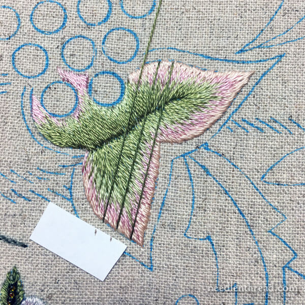 Embroidery Tip: Evenly Spaced Straight Lattice Fillings