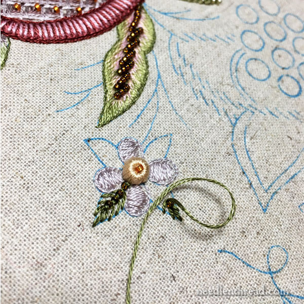 Hand Embroidery Beads Work, Flower Embroidery With pearl Beads  Bead  embroidery tutorial, Embroidery flowers pattern, Beaded embroidery