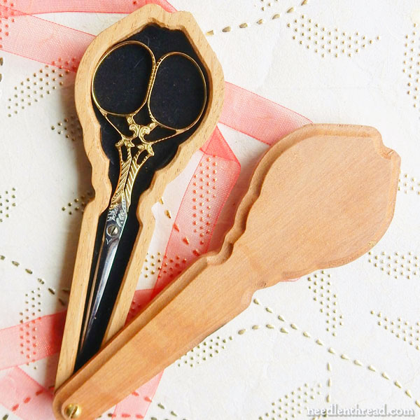 Embroidery Scissors with Decorative Scrollwork Motif Handles