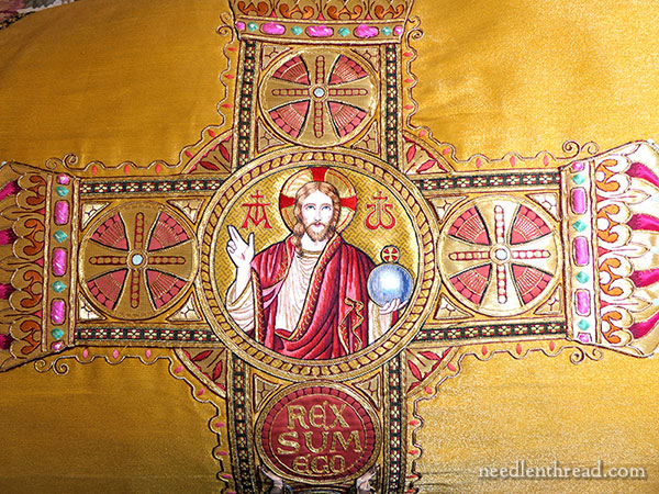 Cherubim Embroidered Metallic Gold Thread Cherubin Patch Image Vestment Applique,Altar Church Vestment Applique