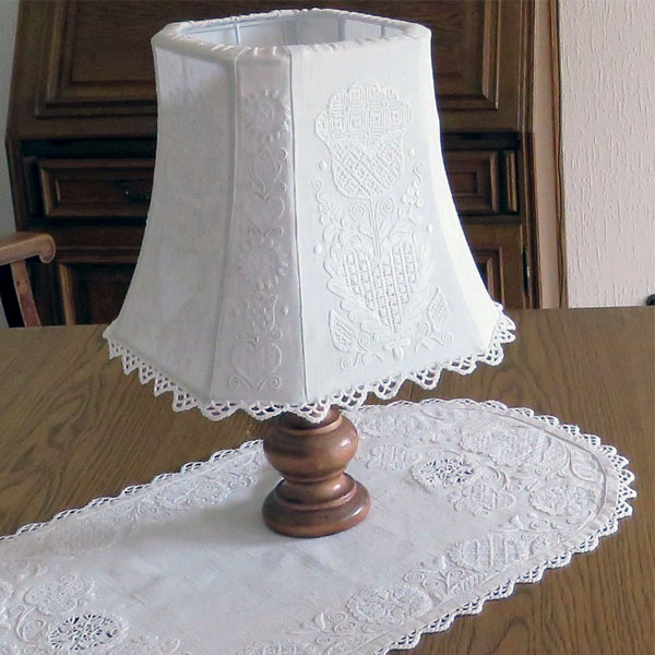 Wire crochet lampshades - learn to DIY pendant lights using wire