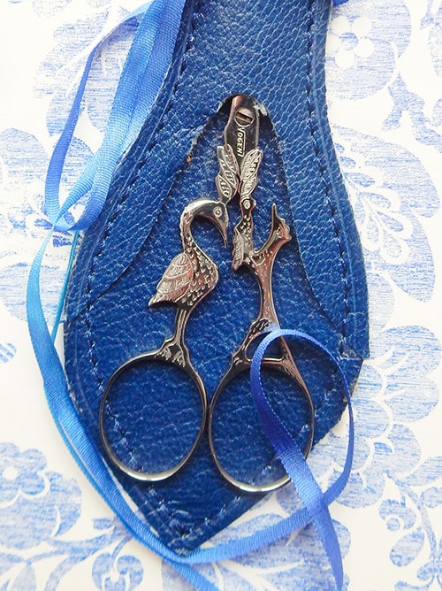 A Stitcher's Christmas, 2018: An Exquisite Pair of Scissors! –