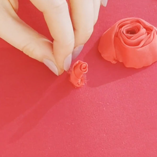 Valentino Rose - London Embroidery School