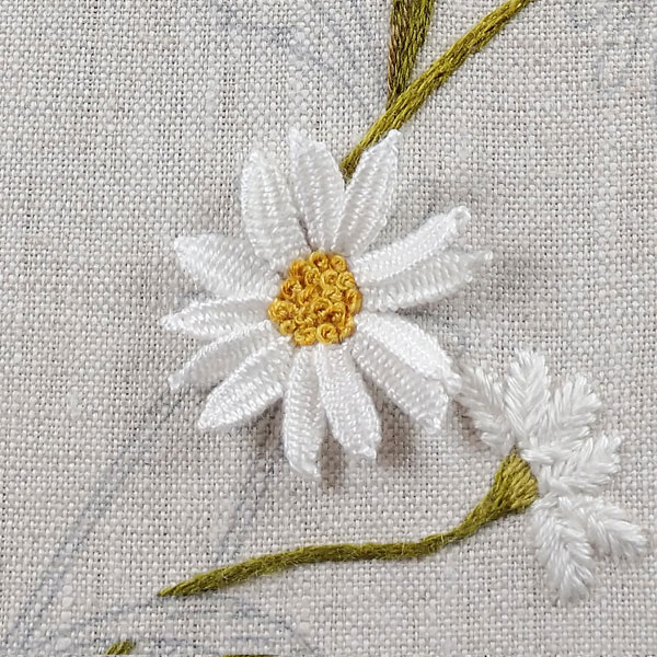 How to embroider daisies, part 3: stems, leaves, and more
