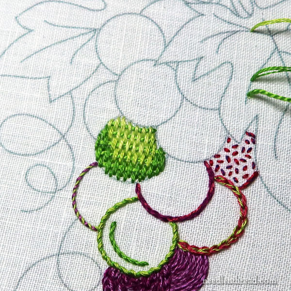 Embroidered Grapes tutorial: fillings and outlines