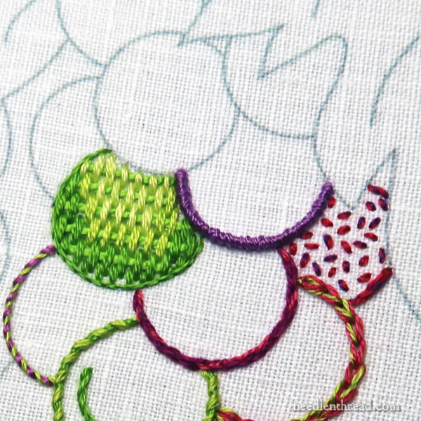 Embroidered Grapes tutorial: fillings and outlines