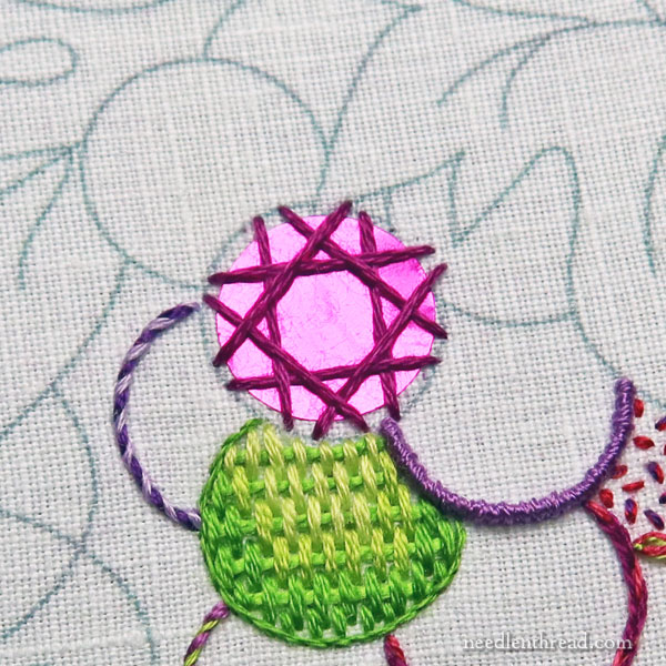 Embroidered Grapes tutorial: fillings and outlines