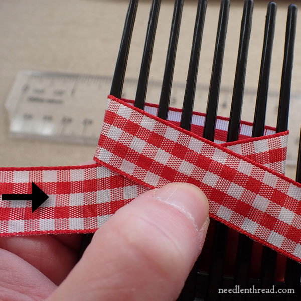 How to Make Small, Consistent Bows + Give-Away Winner! –