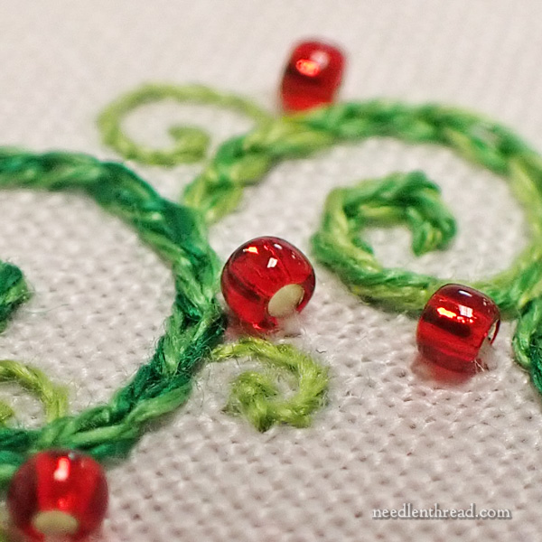 4 Ways to Create Surface Bead Embroidery / The Beading Gem