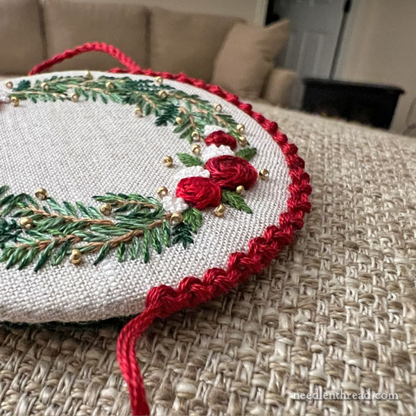 Twelve Wreaths for Christmas - portable projects