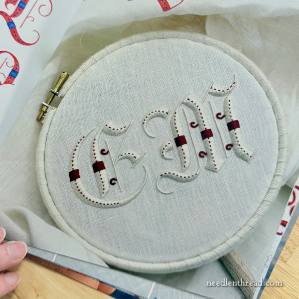 Satin Stitch refresh - ABC of Padded Stitch by Elisabetta Sforza