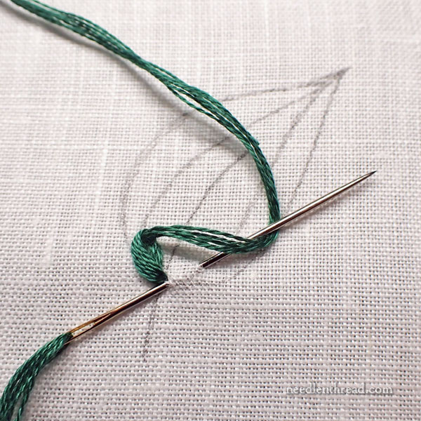 Spanish Knotted Feather Stitch Leaf Filling - Tutorial