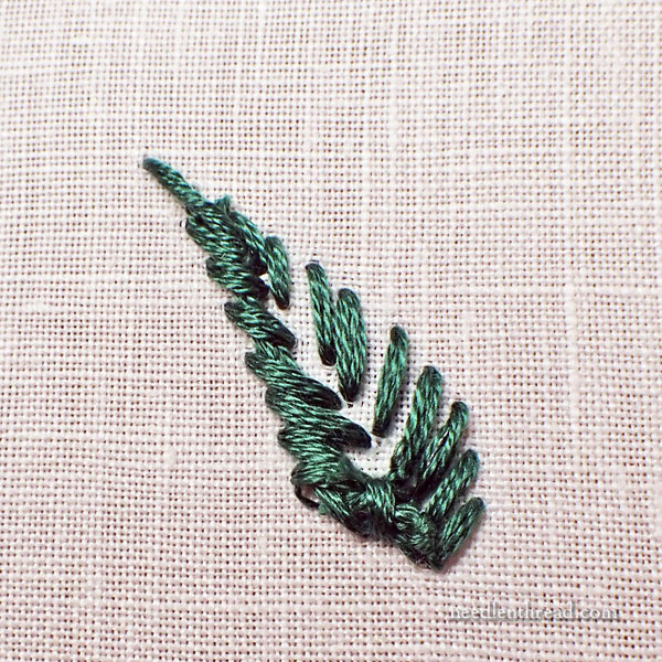 Spanish Knotted Feather Stitch Leaf Filling - Tutorial