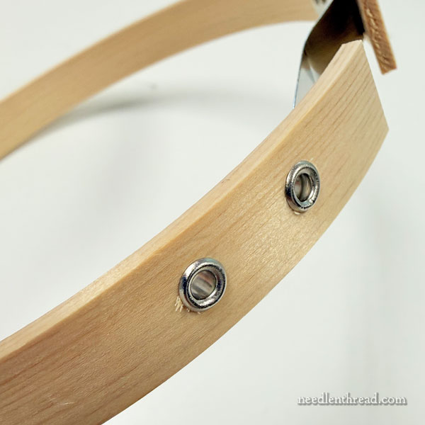 Cosmo embroidery hoop - don't waste your money!