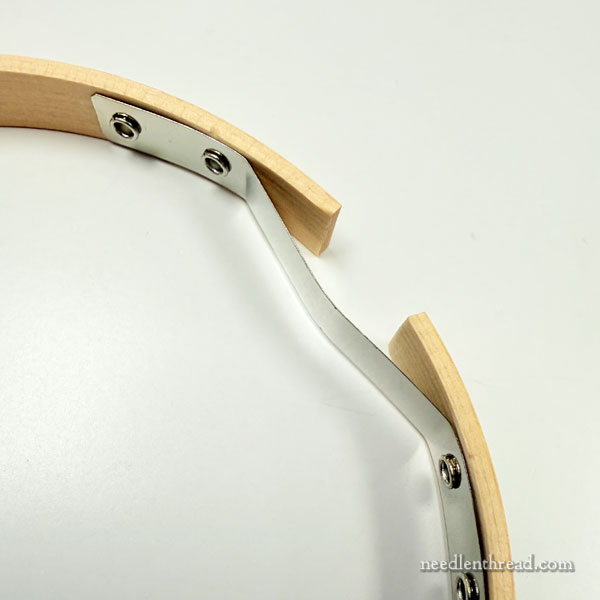 Cosmo embroidery hoop - don't waste your money!